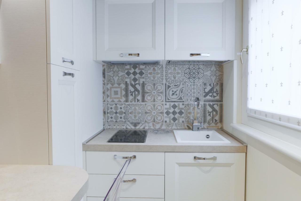 شقة Mh 805 البندقية المظهر الخارجي الصورة