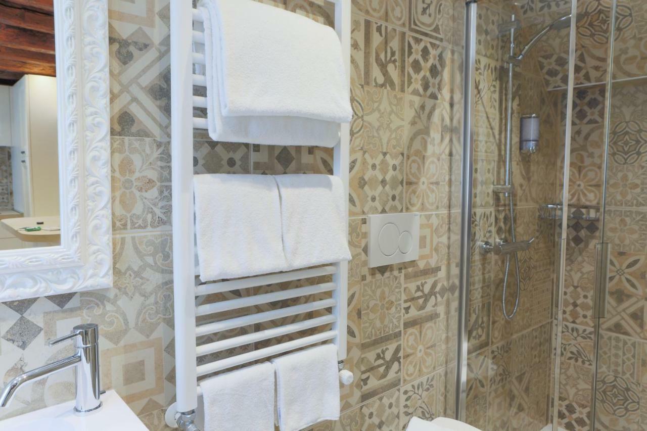 شقة Mh 805 البندقية المظهر الخارجي الصورة