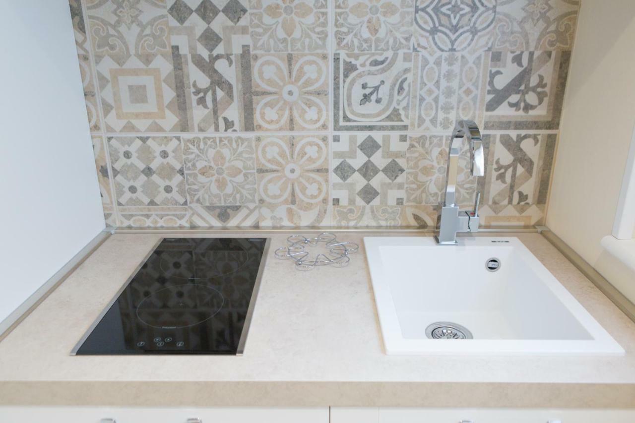 شقة Mh 805 البندقية المظهر الخارجي الصورة